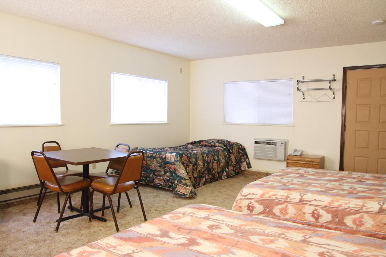 Country Inn Motel Dove Creek Dış mekan fotoğraf