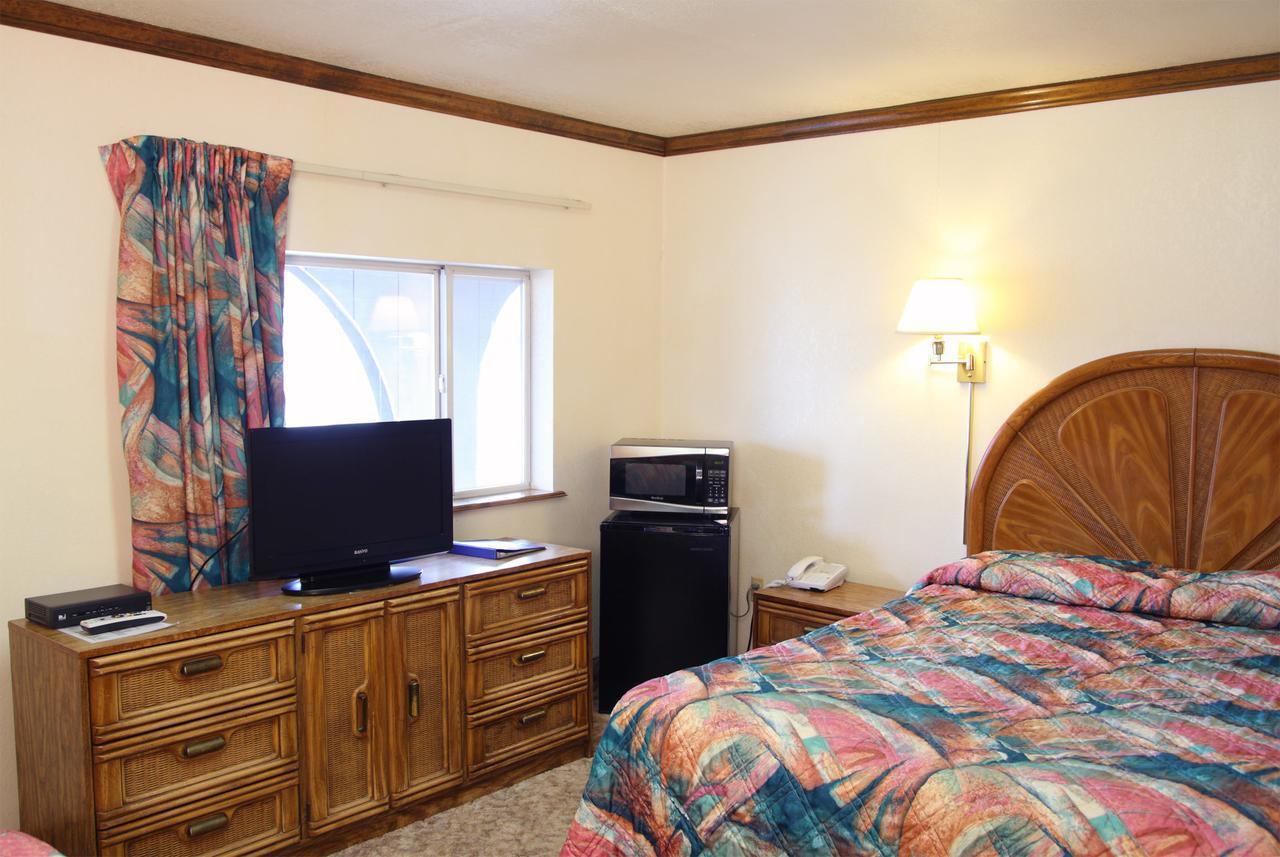 Country Inn Motel Dove Creek Dış mekan fotoğraf